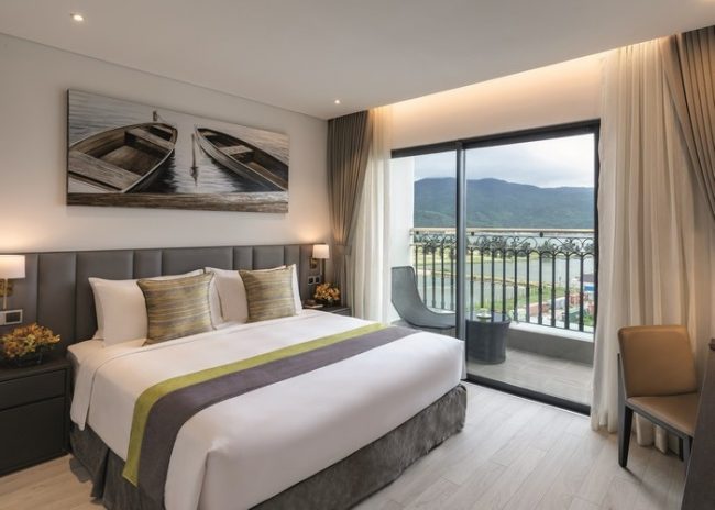 best-hotels-resorts-awards-citadines-blue-cove-danang1