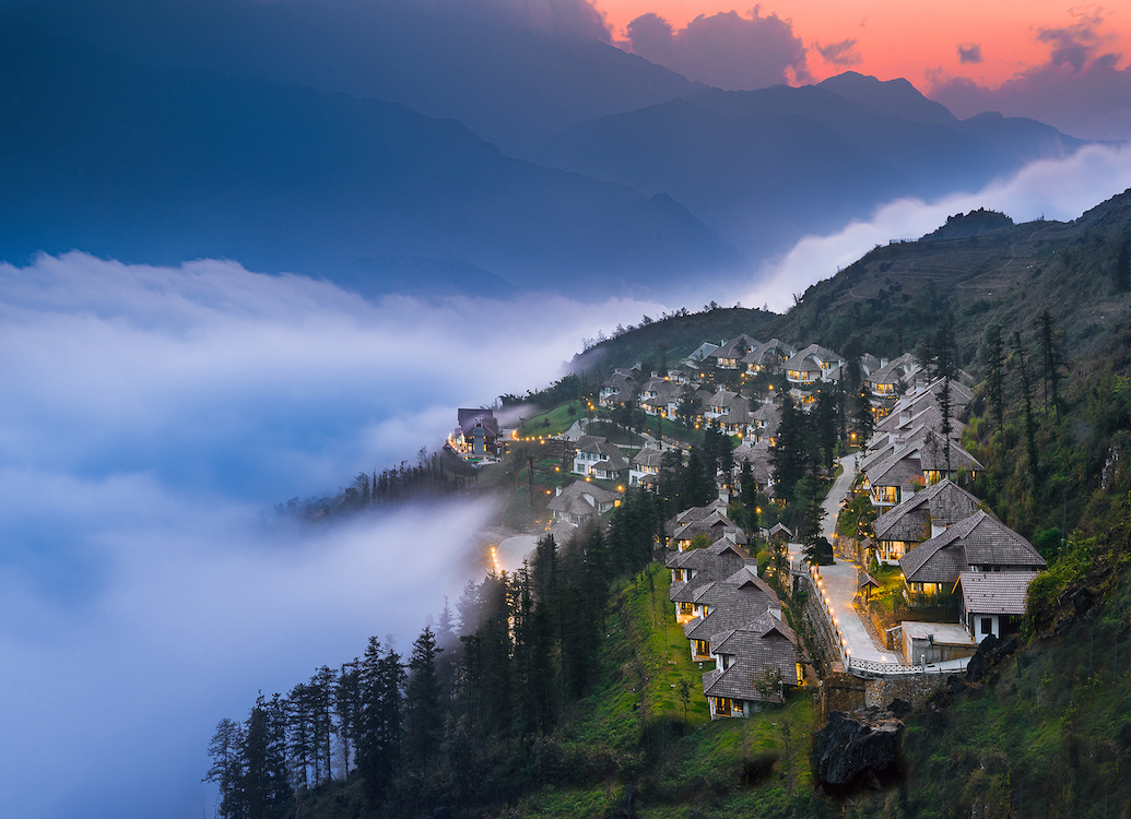 ville-de-mont-mountain-resort-best-hotels-resorts-awards